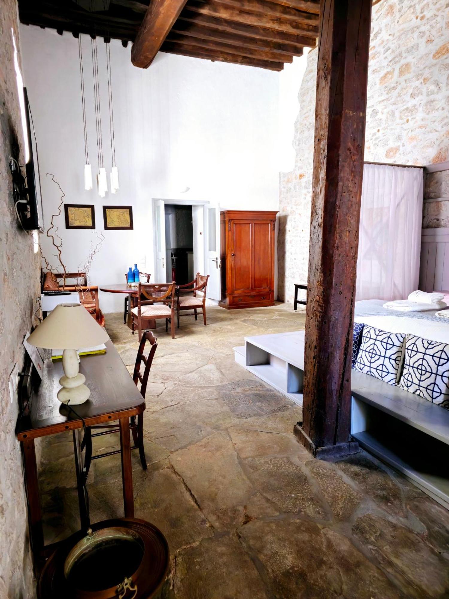 Keresbino Hydra Manor House Villa Екстериор снимка